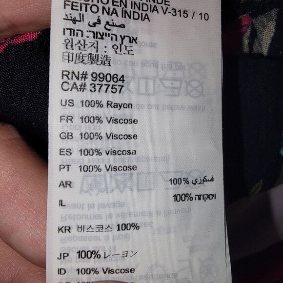 Billabong Nwt Poppy Dreams floral sleeveless romper Size Small - Picture 9 of 9